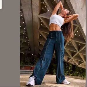 ATHLETA Chelsea Utility Wide Leg Pant Navy 2 NWOT